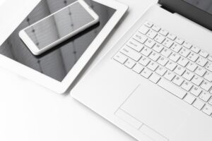 相続手続きとデジタル遺品:SNS削除・サブスク解約の完全ガイド(後半)