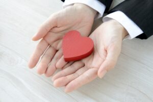 突然の判断能力低下に備える:「任意後見制度」の活用と青森県青森市での手続き