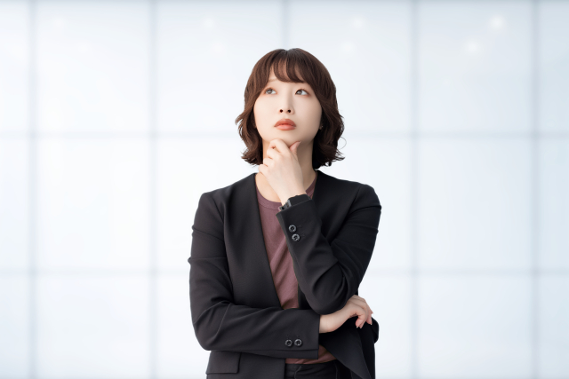 親の死後、兄弟・姉妹と「疎遠」になりたい50代へ。仲が悪くても揉めずに終わらせる相続のやりかた 35102769 s